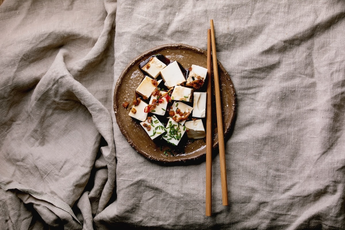 Tofu con Soya Picante